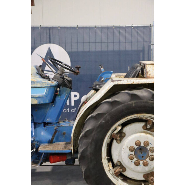 1989 Ford 4110-43936721