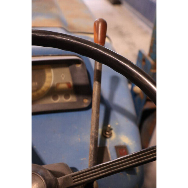 1989 Ford 4110-43936727