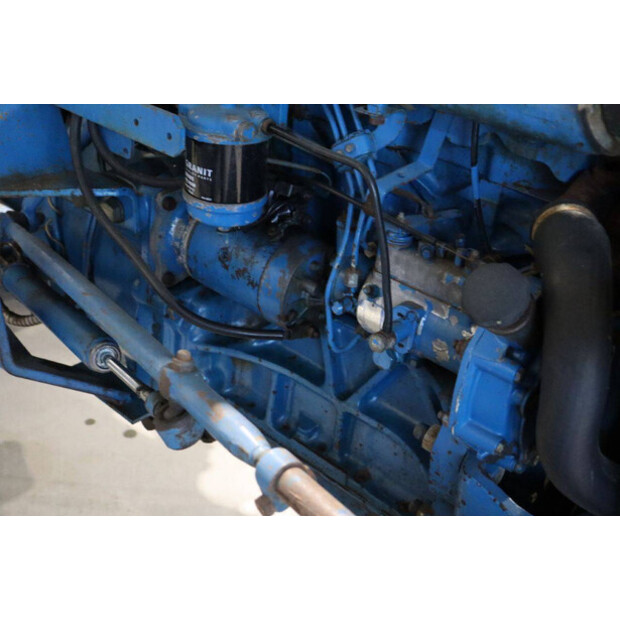 1989 Ford 4110-43936734