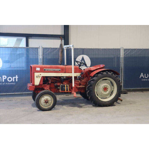 1966 انترناشونال 423-43936872