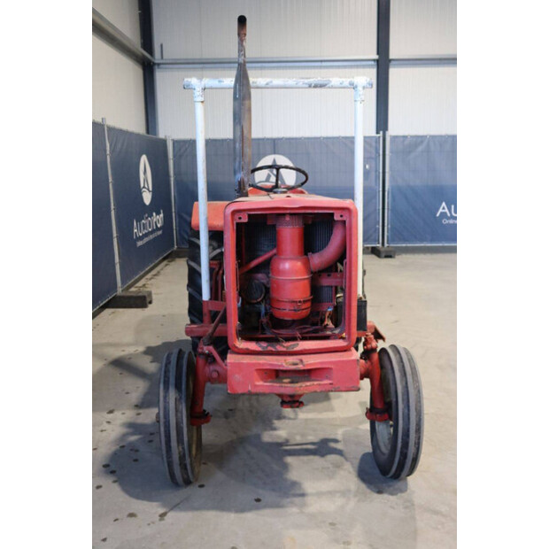 1966 انترناشونال 423-43936879