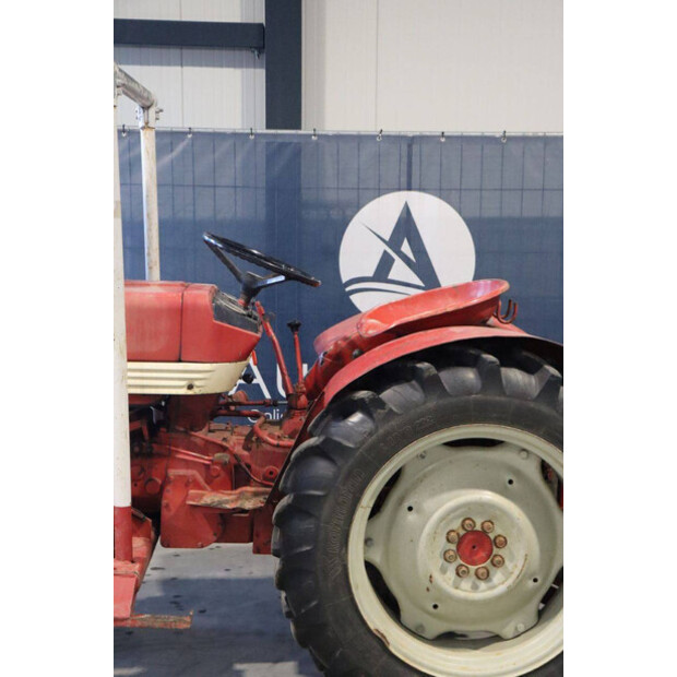 1966 انترناشونال 423-43936899