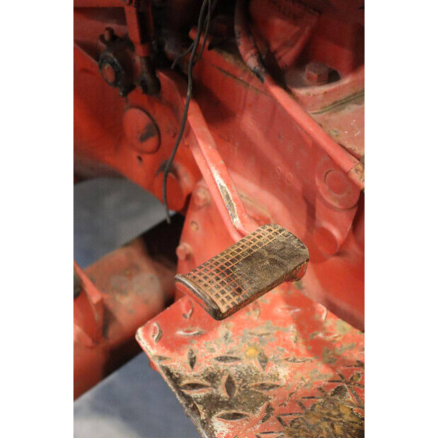 1966 انترناشونال 423-43936901