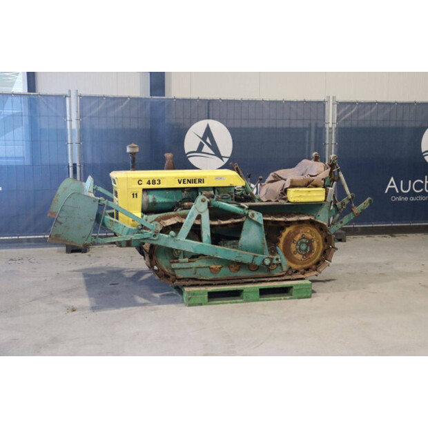 فينيري C 483-43937066