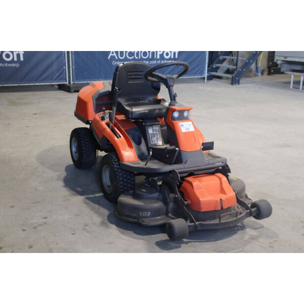 2019 Husqvarna R216TAWD-43937109