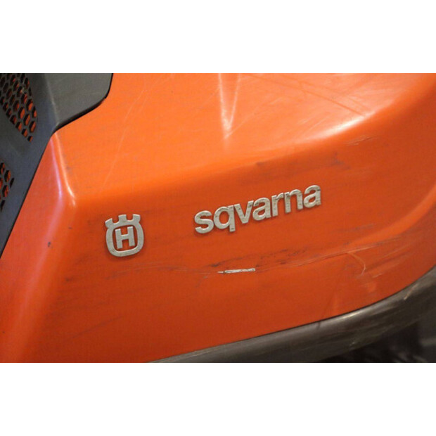 2019 Husqvarna R216TAWD-43937124