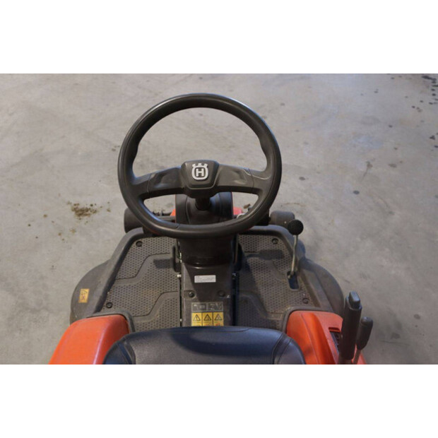 2019 Husqvarna R216TAWD-43937134