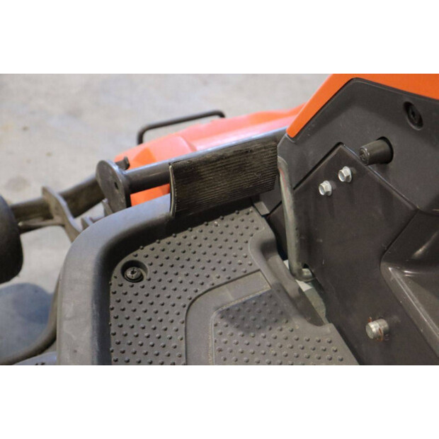 2019 Husqvarna R216TAWD-43937138