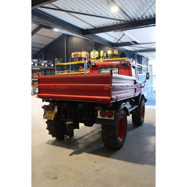 مرسيدس بنز Unimog 406-43937203