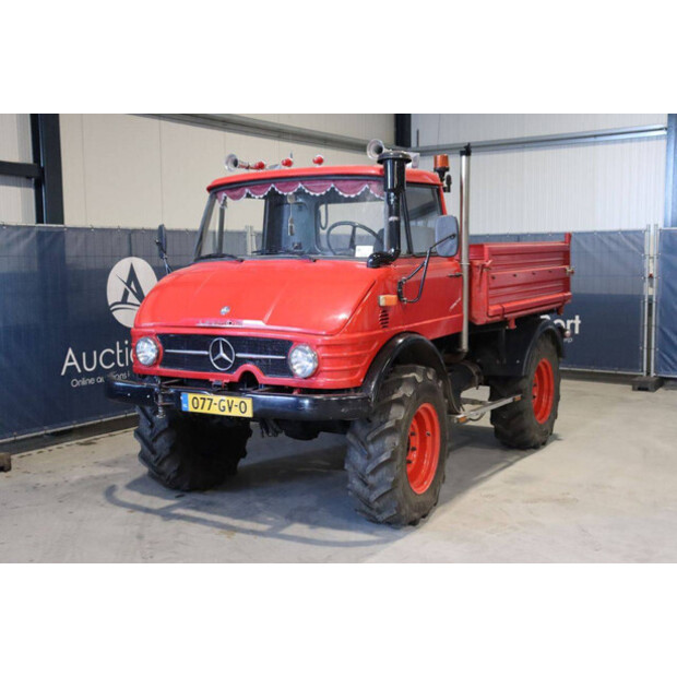 مرسيدس بنز Unimog 406-43937206