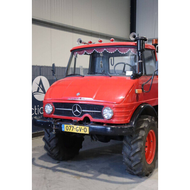 مرسيدس بنز Unimog 406-43937207