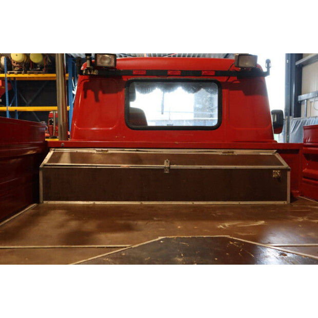 مرسيدس بنز Unimog 406-43937227