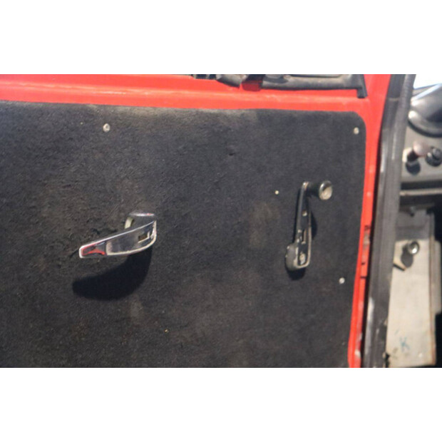 مرسيدس بنز Unimog 406-43937230