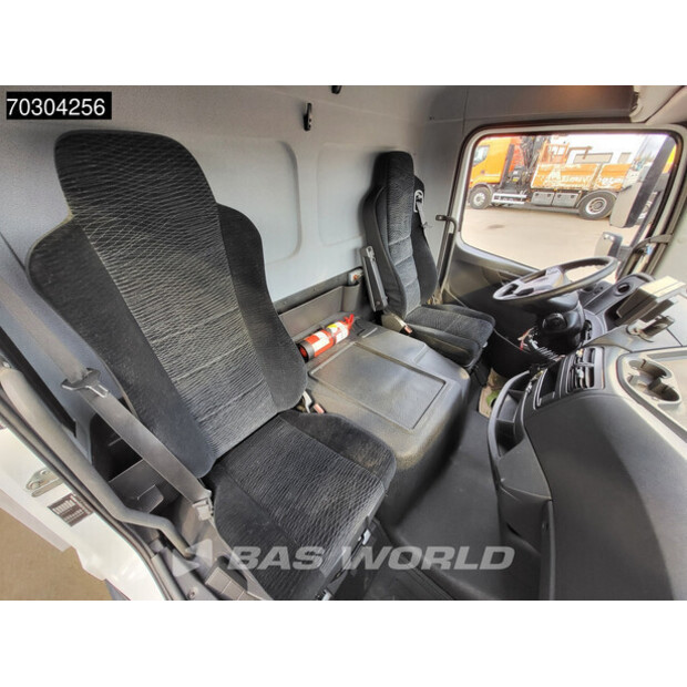 2017 Mercedes-Benz Atego 1318-43937286