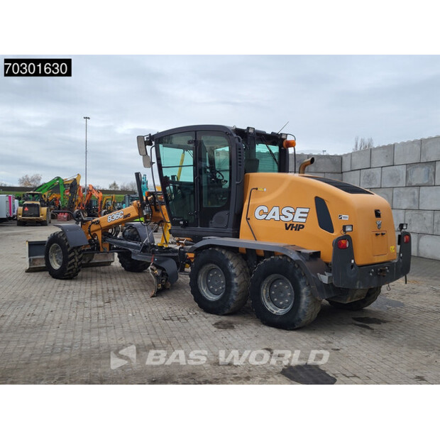 2017 كاس 836C AWD-43937430