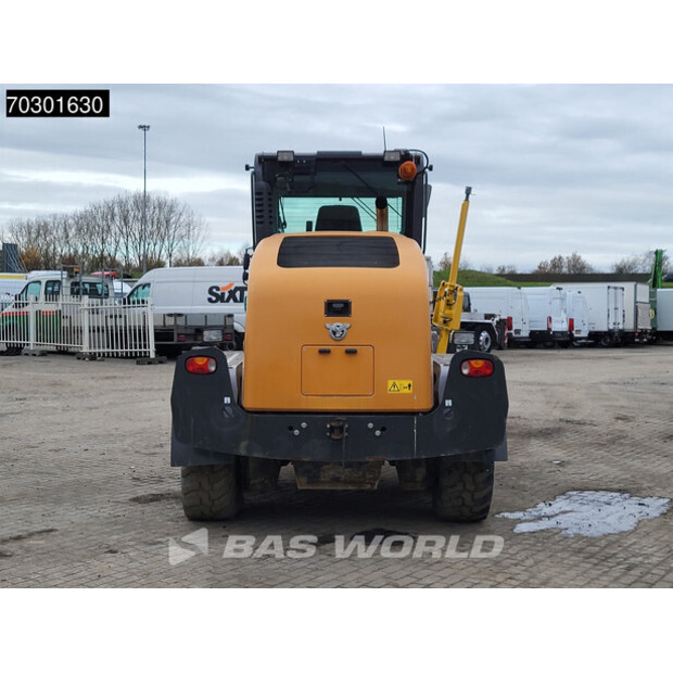 2017 كاس 836C AWD-43937431