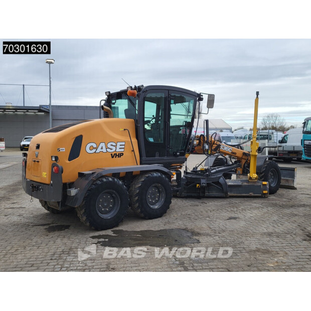 2017 كاس 836C AWD-43937433