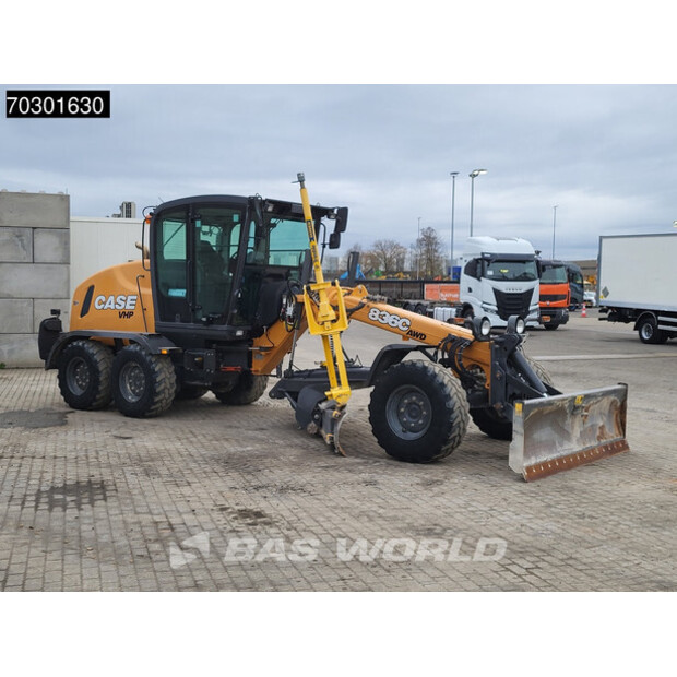 2017 كاس 836C AWD-43937434