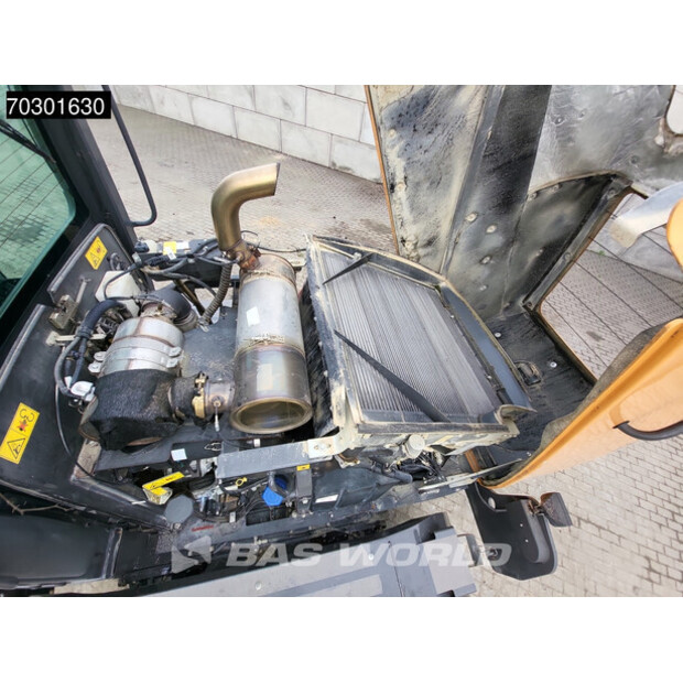 2017 كاس 836C AWD-43937459