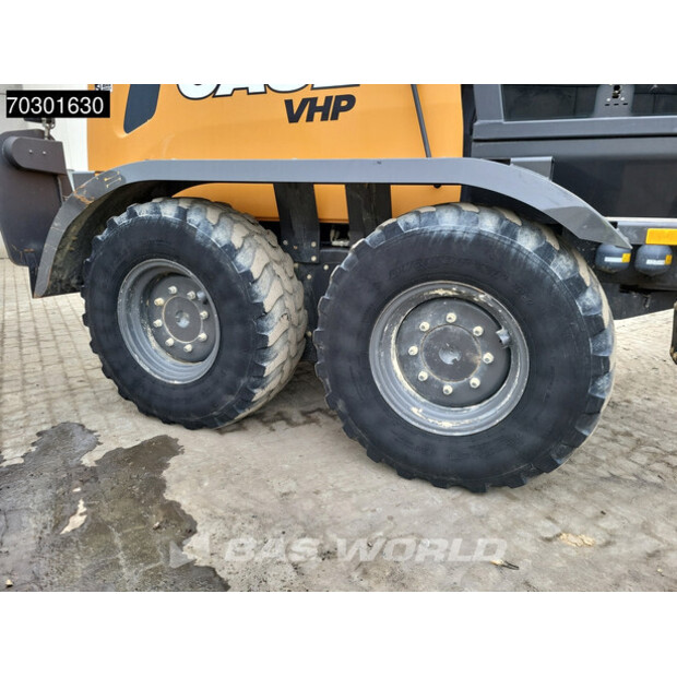 2017 كاس 836C AWD-43937478