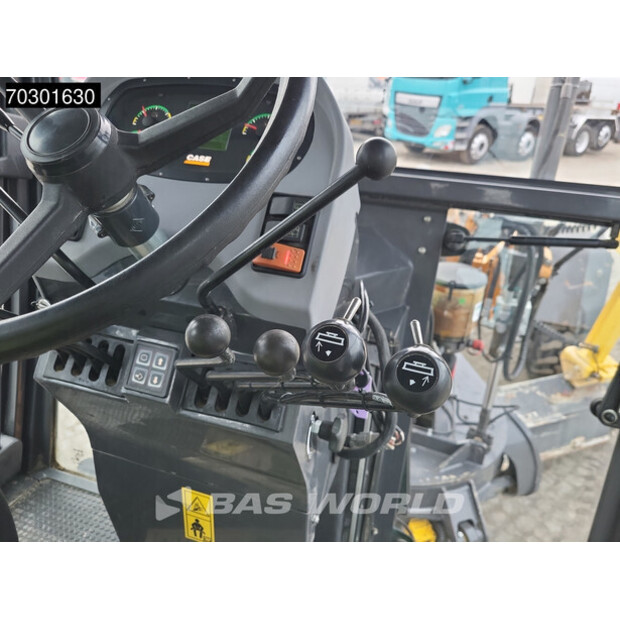 2017 كاس 836C AWD-43937484