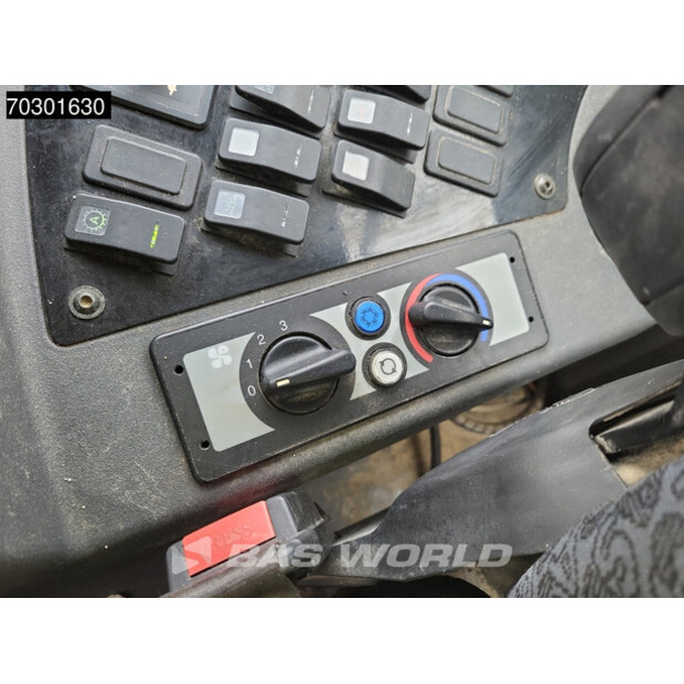 2017 كاس 836C AWD-43937494