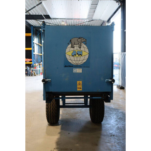 2014 MARK R301-43937606