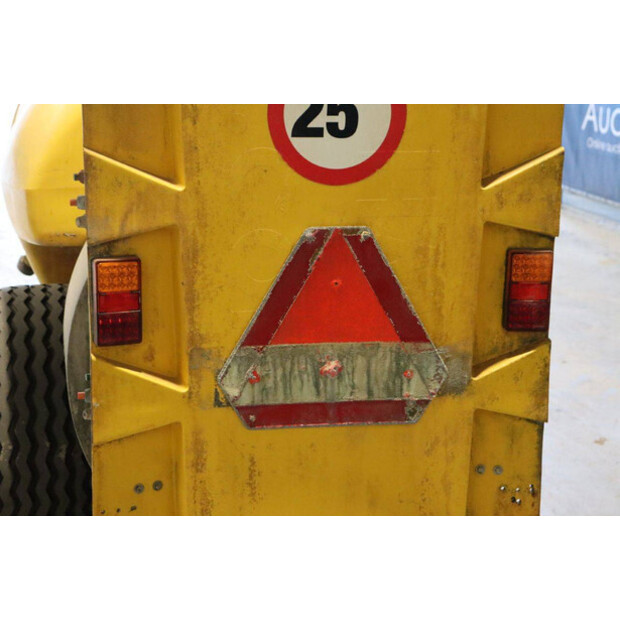 2015 KWH EC21000DS-43937930