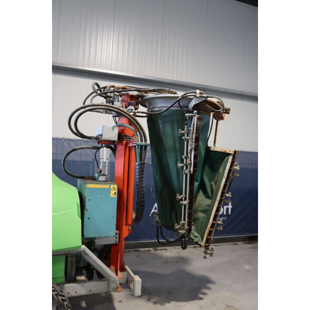 2011 Munckhof Sprayer 107-43938006