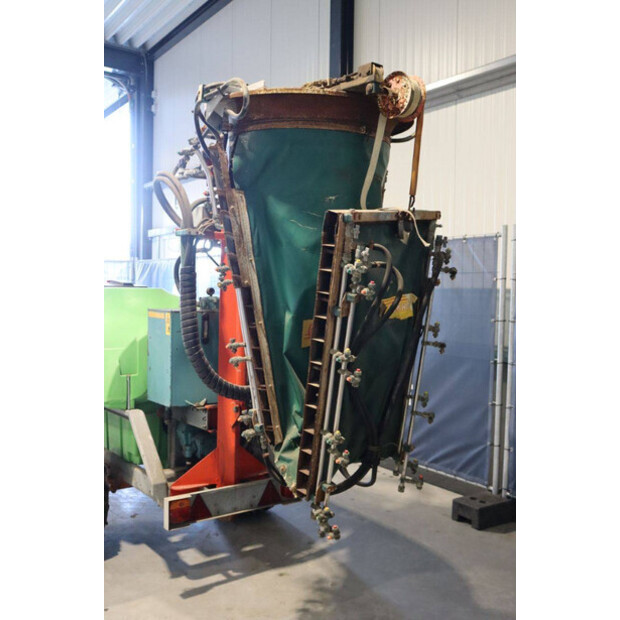 2011 Munckhof Sprayer 107-43938008