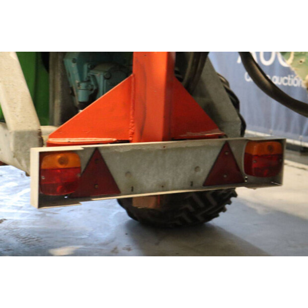 2011 Munckhof Sprayer 107-43938009