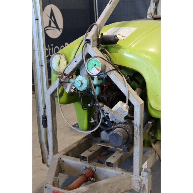 2002 Munckhof 105-43938076