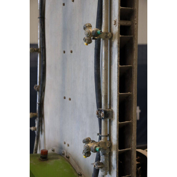 2002 Munckhof 105-43938096