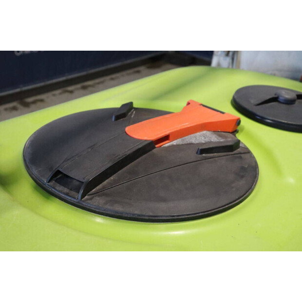 2002 Munckhof 105-43938100