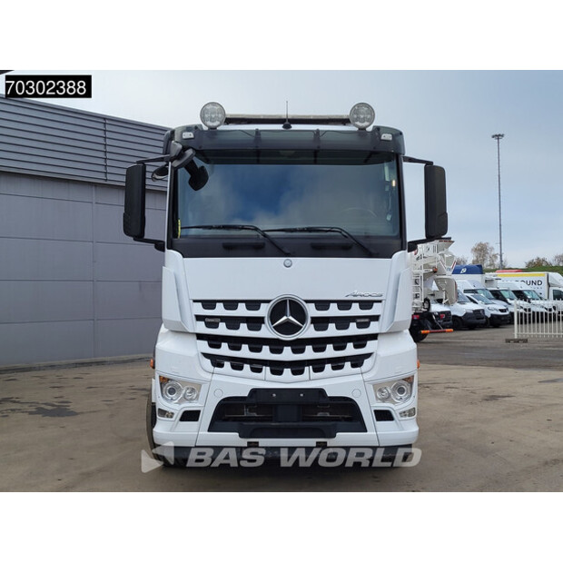2017 مرسيدس بنز Arocs 3653-43938231