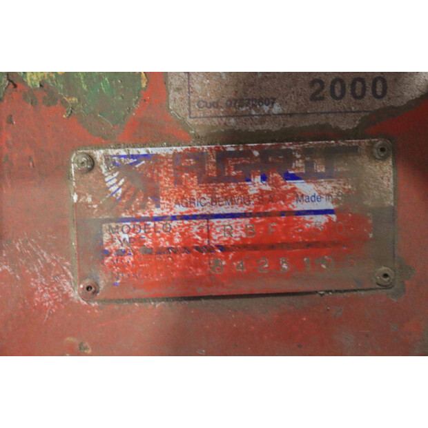 2000 Agric RBF 50-43938324