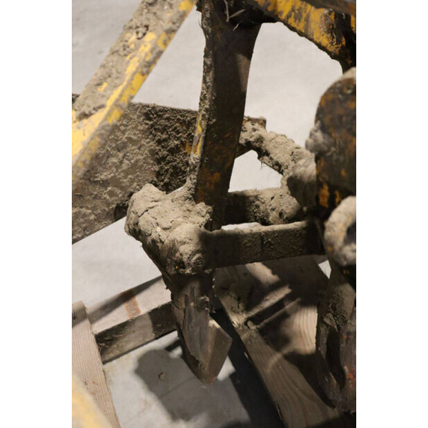 Selvatici Tipo 1154-43938387