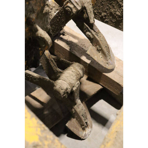 Selvatici Tipo 1154-43938389