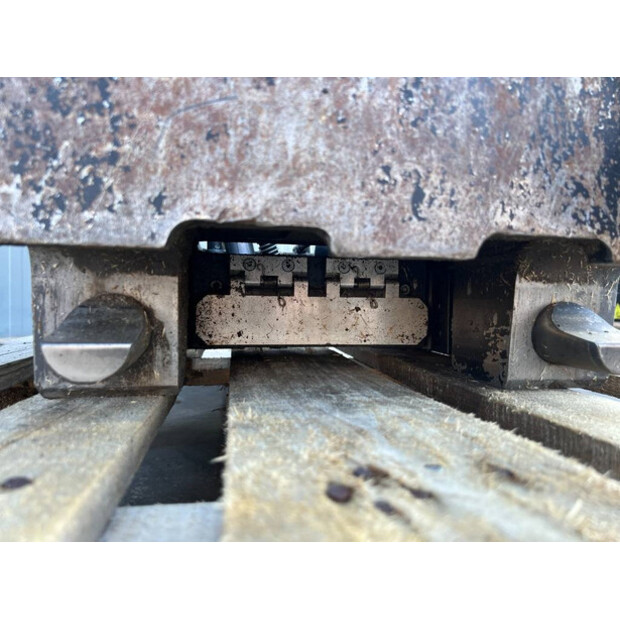 2018 OilQuick OQ65-43938667