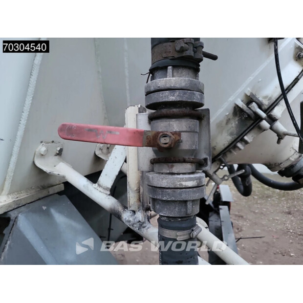 2004 BENALU 60M3-43938724