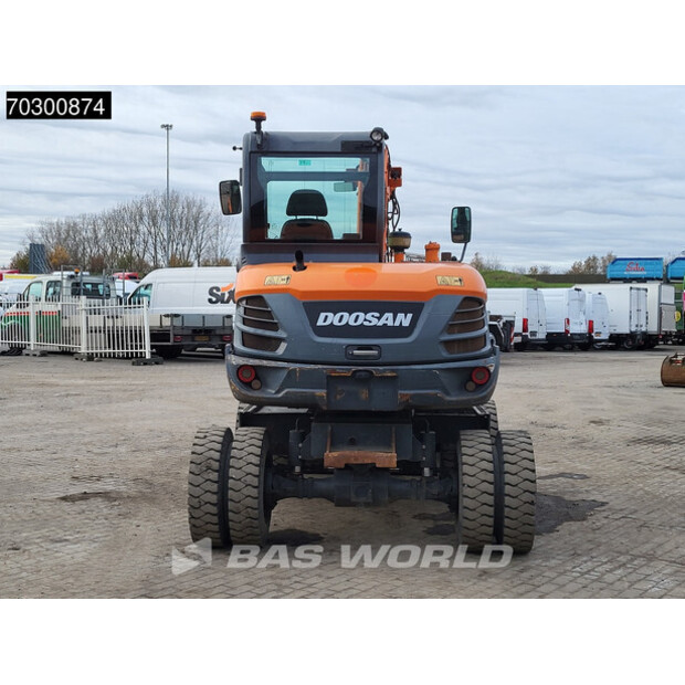 2017 Doosan DX57W-5-43939696