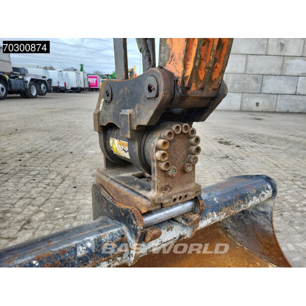 2017 Doosan DX57W-5-43939706