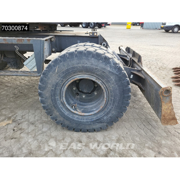 2017 Doosan DX57W-5-43939730