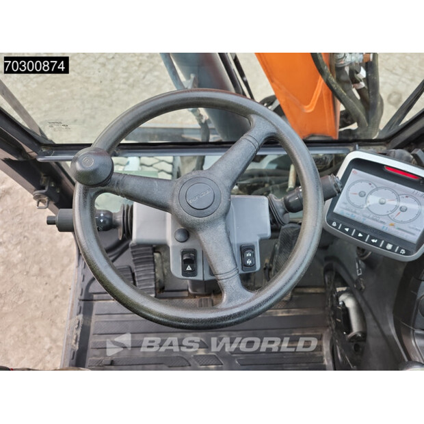 2017 Doosan DX57W-5-43939732