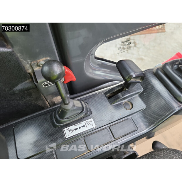 2017 Doosan DX57W-5-43939735