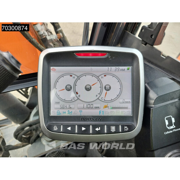 2017 Doosan DX57W-5-43939736