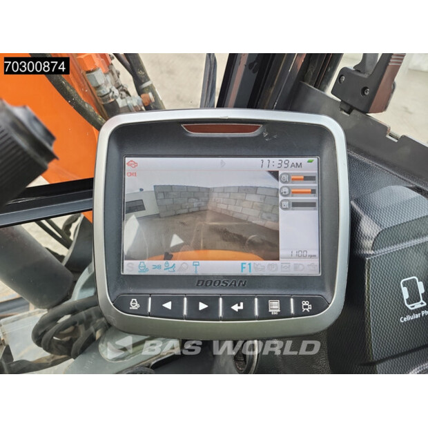 2017 Doosan DX57W-5-43939737