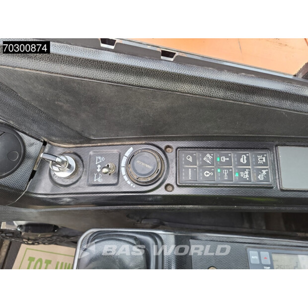 2017 Doosan DX57W-5-43939741