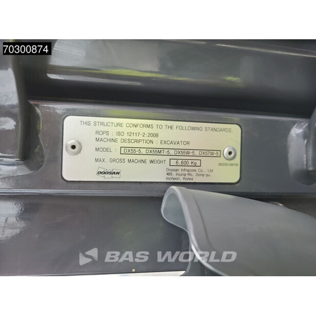 2017 Doosan DX57W-5-43939745