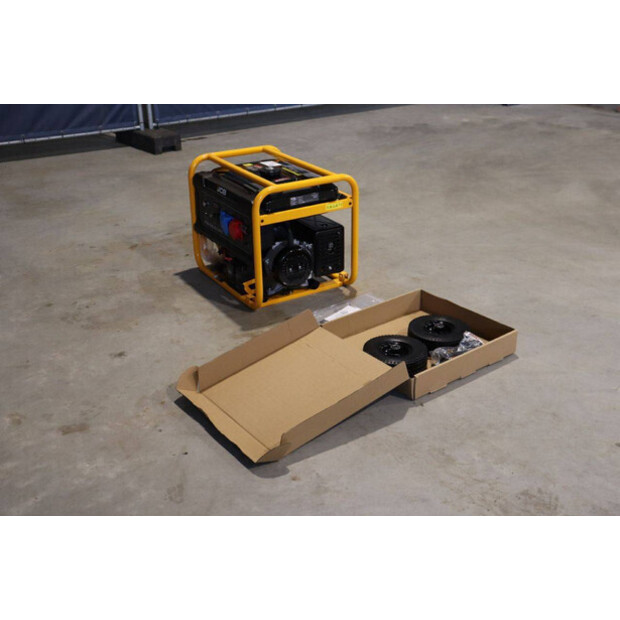 2024 جيه سي بي GNL8010PE-43939813